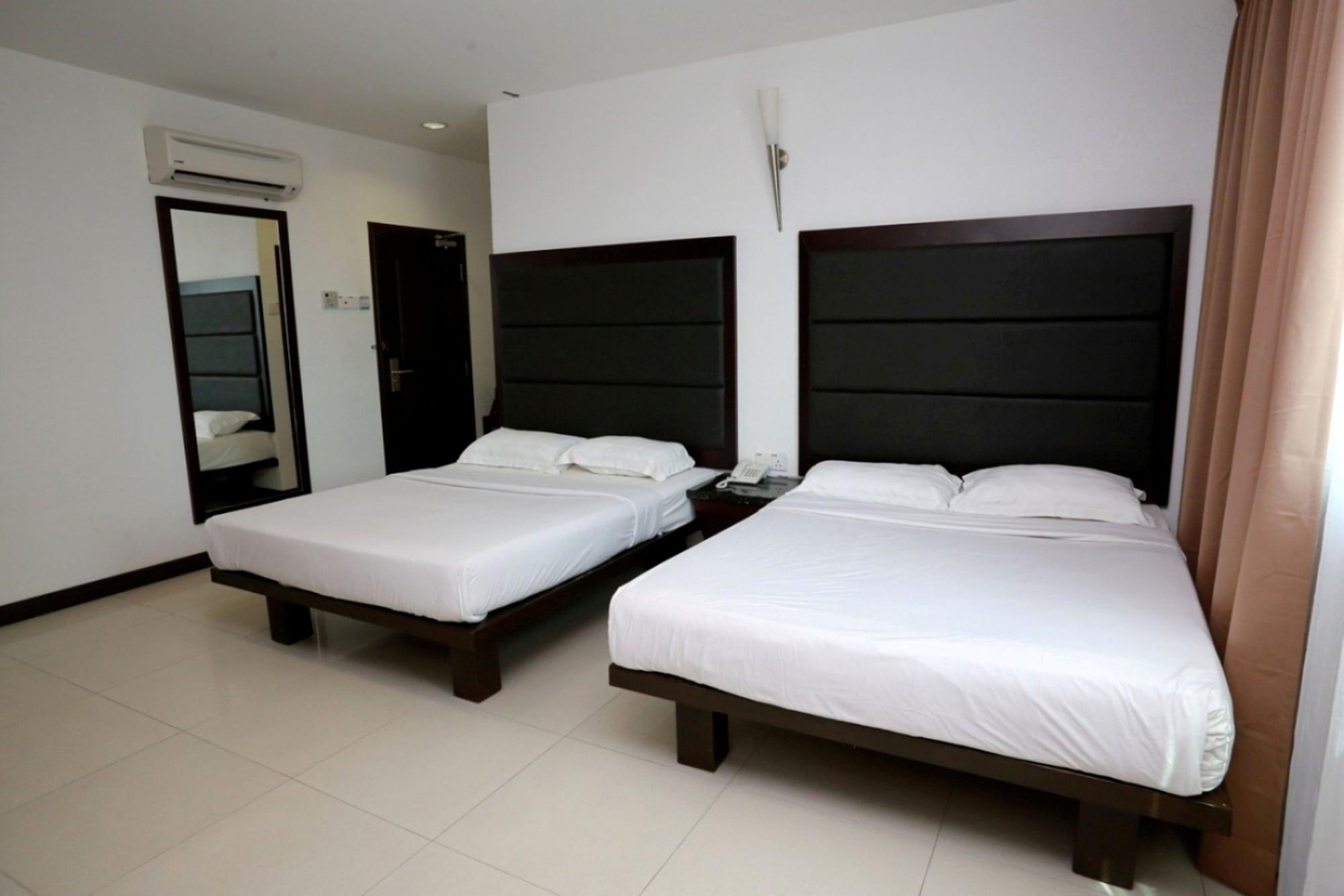 Crystal Lodge Kota Bharu Exterior foto