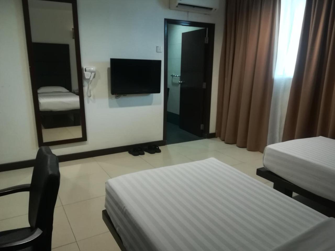 Crystal Lodge Kota Bharu Exterior foto